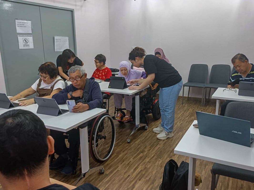 WhatsApp Image 2025-11-13 at 16.36.10 (2)